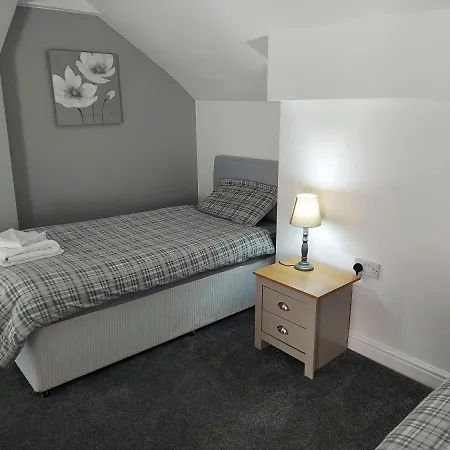 Ambrose Han/Misafirhane 3*