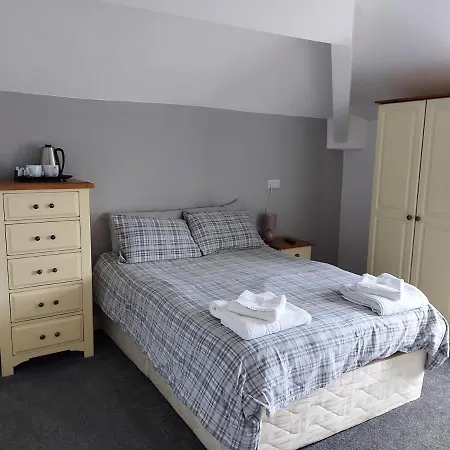 Ambrose Han/Misafirhane 3*