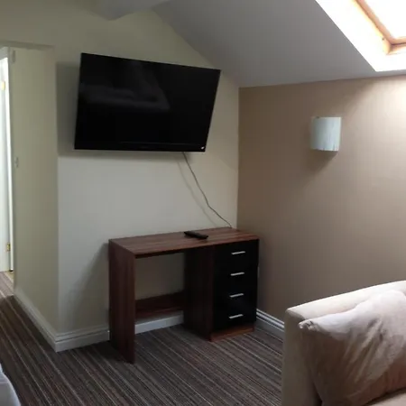 Ambrose Han/Misafirhane Barrow-in-Furness