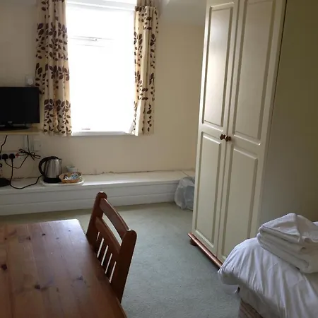 Ambrose 3* Barrow-in-Furness