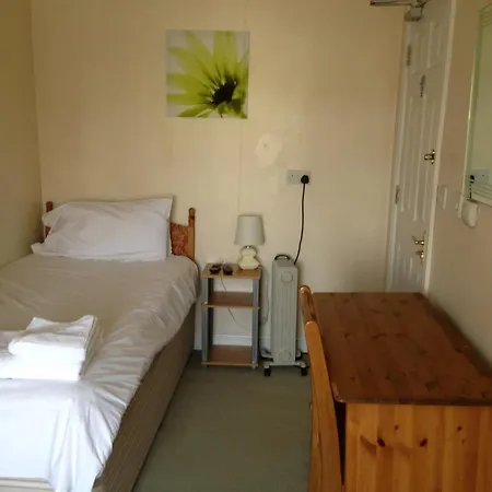 Han/Misafirhane Ambrose