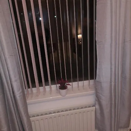 Ambrose Han/Misafirhane Barrow-in-Furness