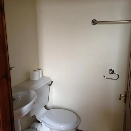 Ambrose Inn