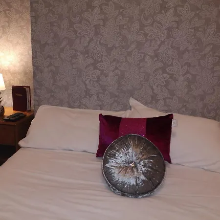Inn Ambrose 3*